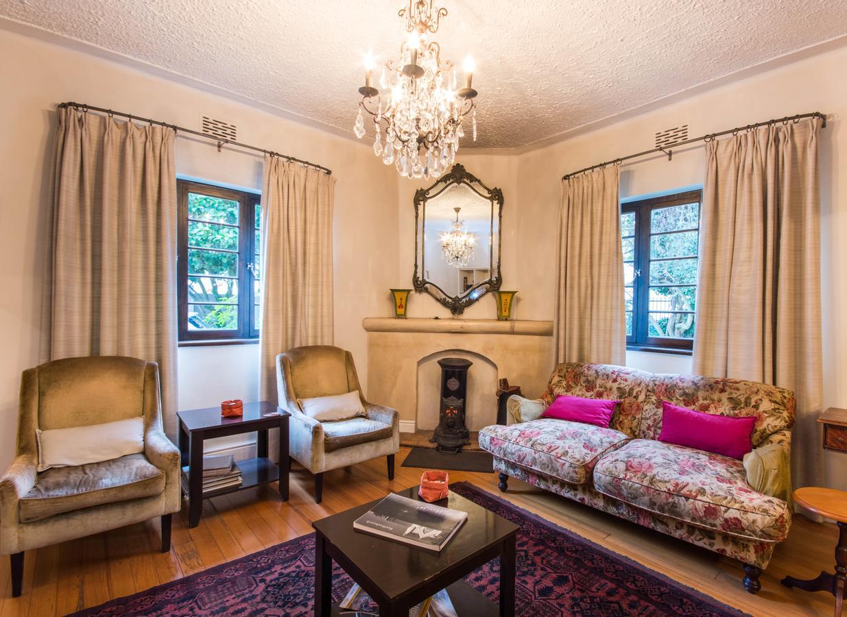 Albarosa Guest House Стеленбош Екстериор снимка