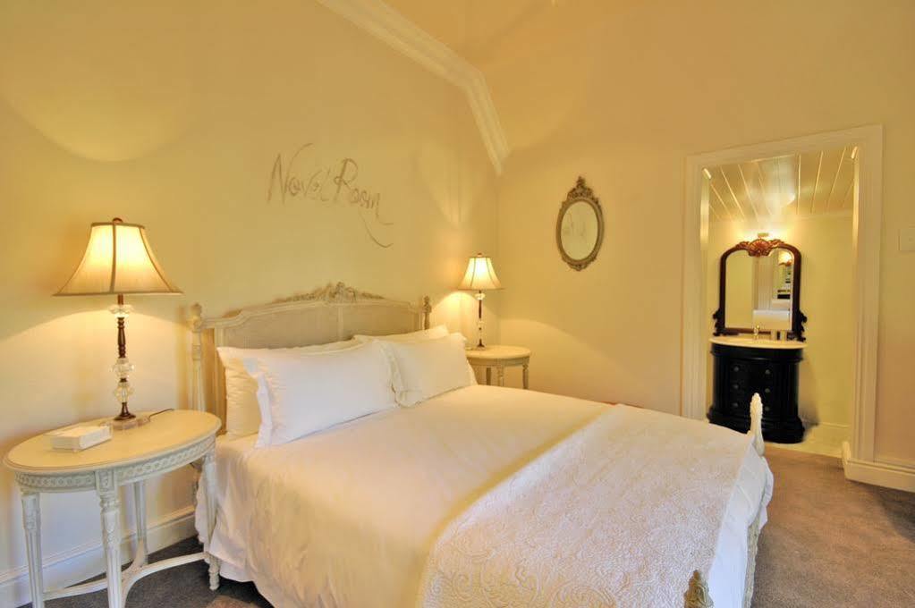 Albarosa Guest House Стеленбош Екстериор снимка